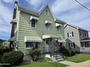 1132 4th Ave, Duncansville, PA 16635