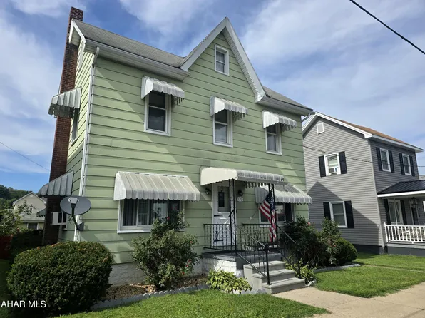 1132 4th Ave, Duncansville, PA 16635