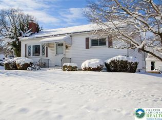 2376 S Fountain St, Allentown, PA 18103