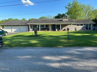 64 Salyer Dr, Castlewood, VA 24224