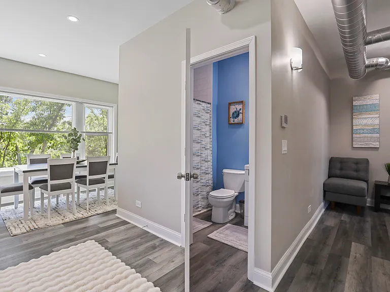 1111 Bonnie Brae Pl #3E — Photo 3