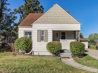 22499 Cyman Ave, Warren, MI 48091