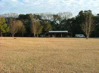 2711 Leary Rd, Albany, GA 31721