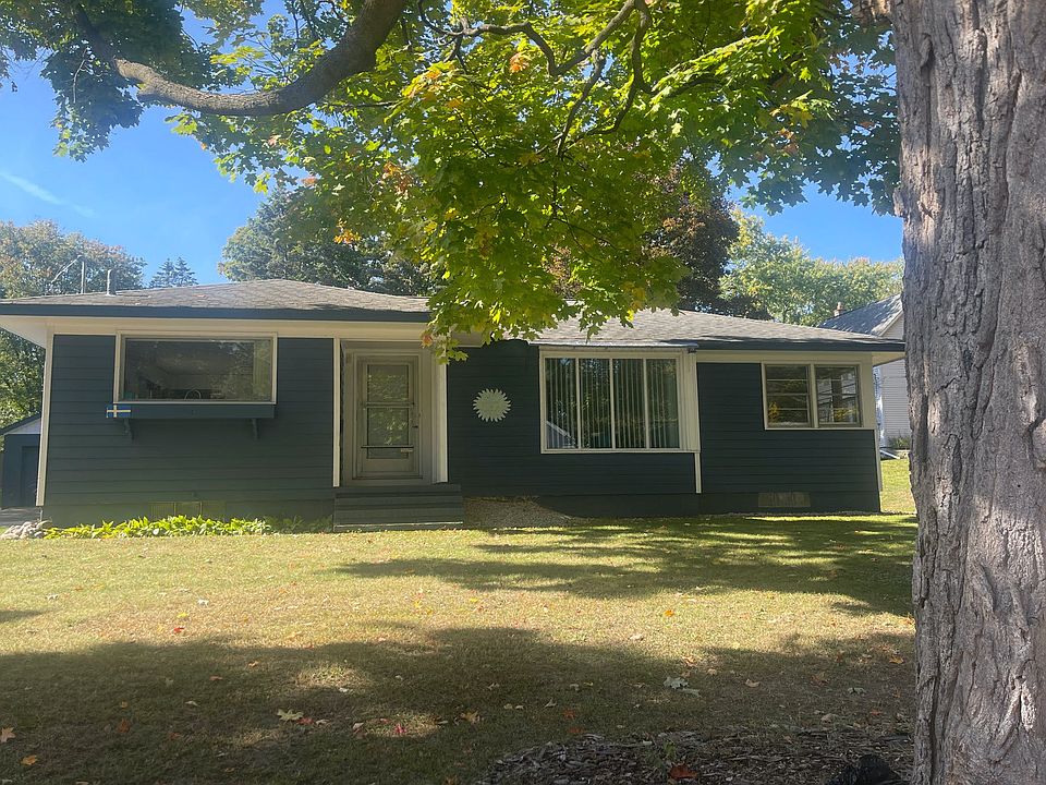 1st image of 2505 Miller Ave NW