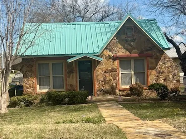 57 S Pecan St, Albany, TX 76430