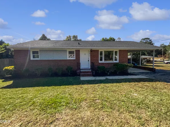 3901 Hartwell Rd, Fayetteville, NC 28304