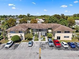 5th image of 15639 SW 73rd Circle Ter APT 74