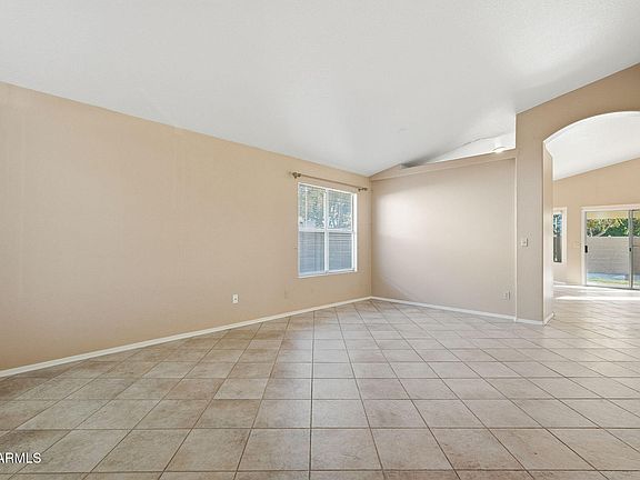 4th image of 409 S CHOLLA Street