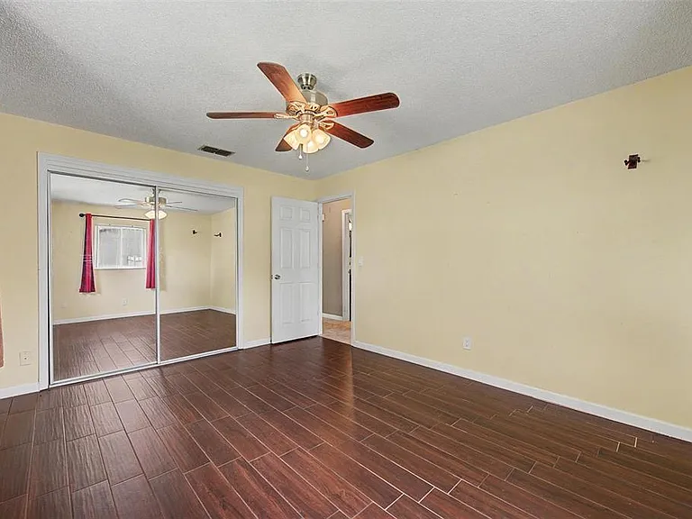 4212 Gray Squirrel Ln — Photo 18