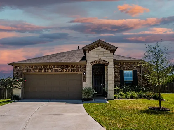 3111 Clydesdale Dr, Alvin, TX 77511