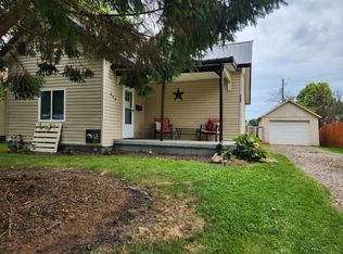 990 Woodlawn Ave, Newark, OH 43055