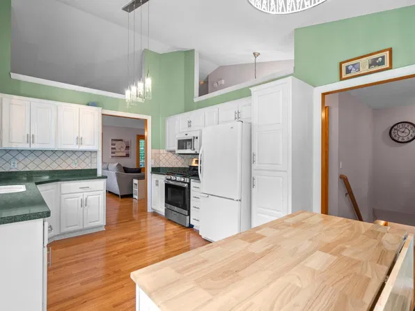 8501 124th Ln N, Champlin, MN 55316