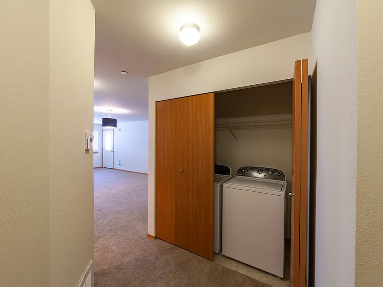 Renwood Apartment Homes — Photo 29