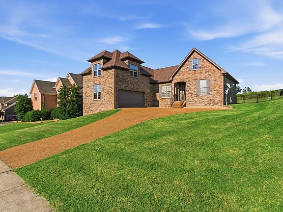 2nd image of 108 N Shadowhaven Way