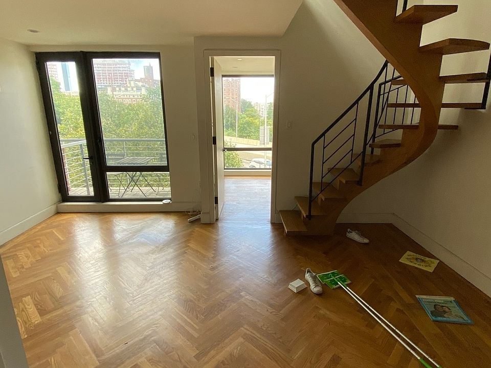 1st image of 1 Duffield St #420E