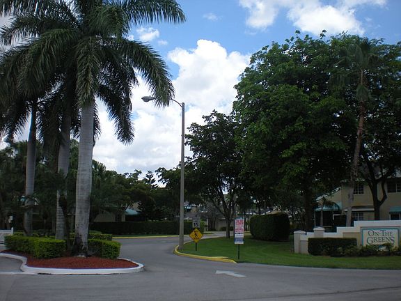 3rd image of 7119 Woodmont Way