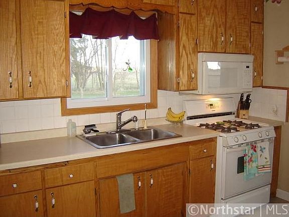 2nd image of 14979 90th St NE