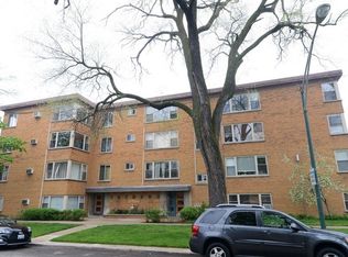 7404 N Sheridan Rd #3, Chicago, IL