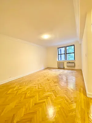 Rented by Corcoran | media 2