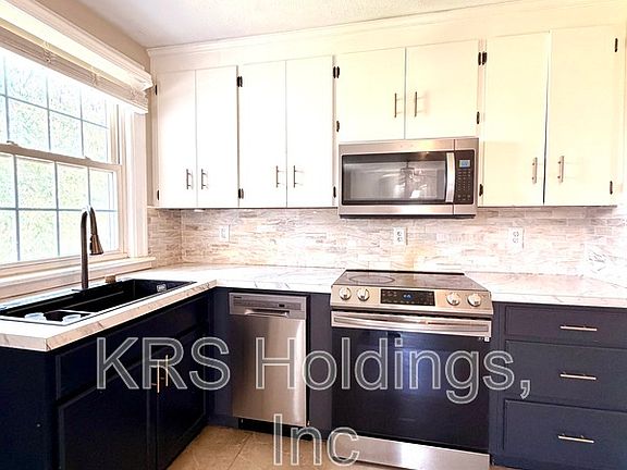 2nd image of 2709 Old Forest Rd