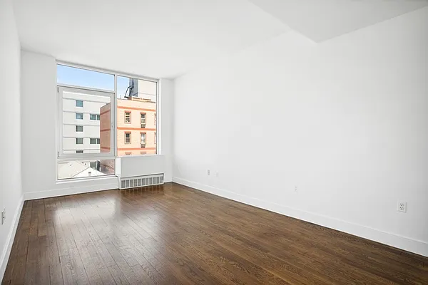 Rented by Compass | media 18