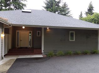 4810 86th Ave SE, Mercer Island, WA 98040