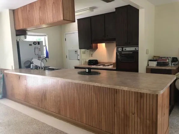 3706 NW 7th Pl, Gainesville, FL 32607