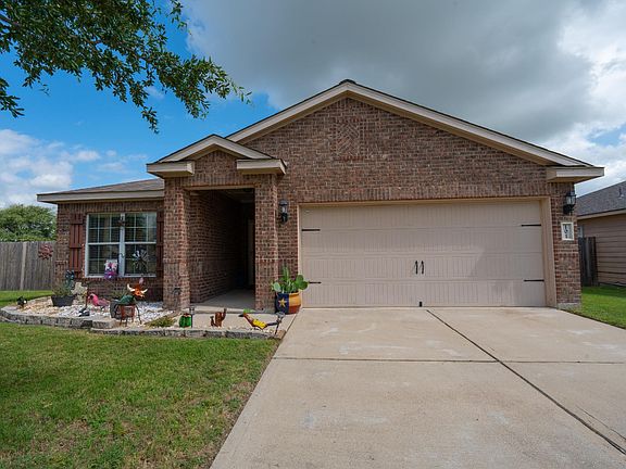 2nd image of 101 Hawkins Ln