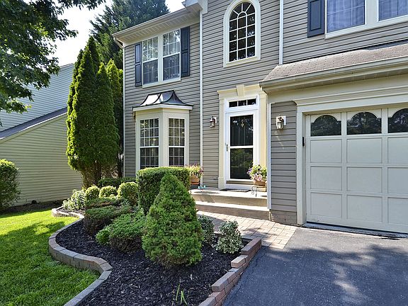 2nd image of 18034 Wheatridge Dr
