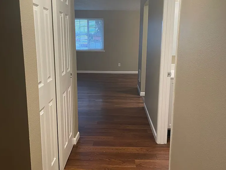 Albany Meadows Apartments — Photo 47