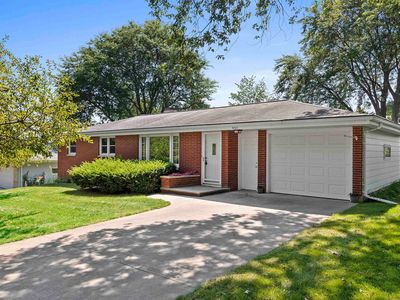 957 Manor Pl, Green Bay, WI, 54304
