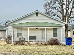 101 W Walnut St, Desloge, MO 63601