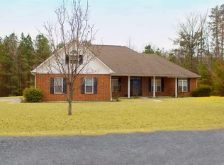 210 Sherry Ln, Pine Bluff, AR 71603