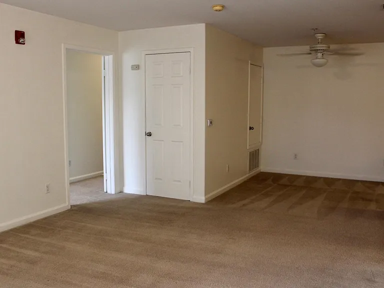 3840 Mount Vernon Ave — Photo 7