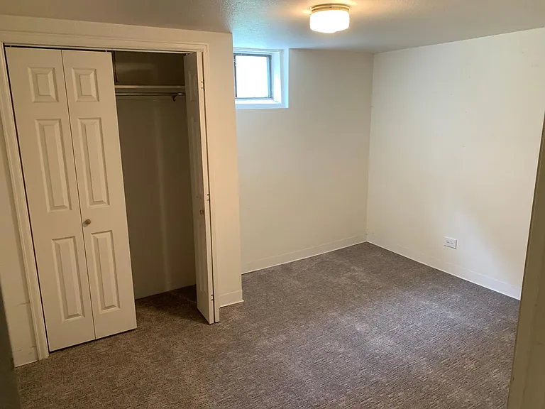 2325 S Clayton St — Photo 24