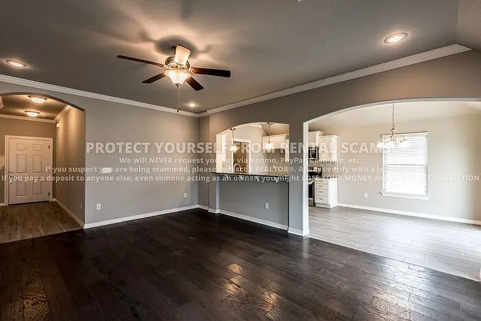 4488 W Wales Dr — Photo 3