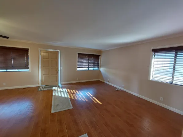 927 S Downey Pl, Anaheim, CA 92804
