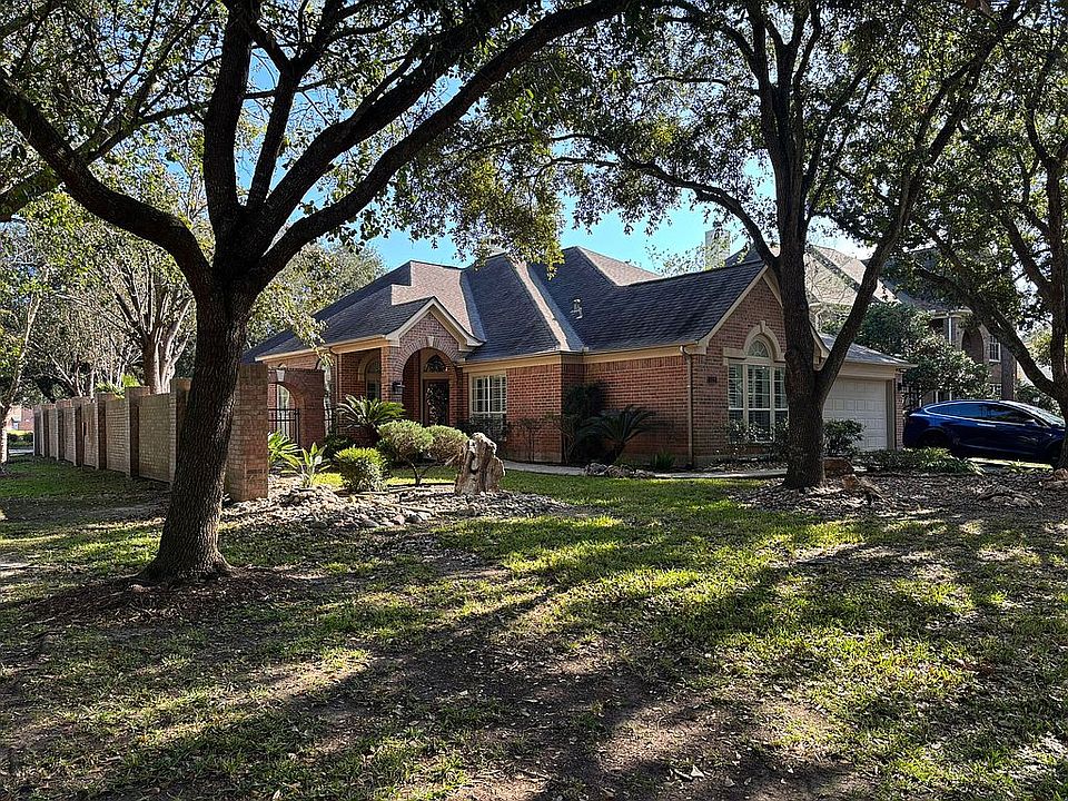 1st image of 122 Calypso Ln