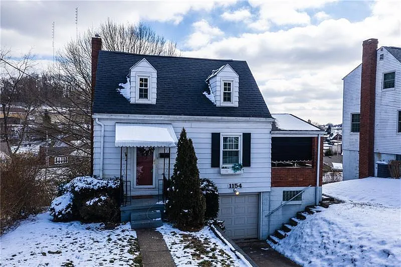 1154 Cloverfield Dr photo 1