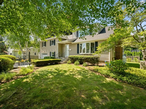 7 Conrad Street, Groton, CT 06355