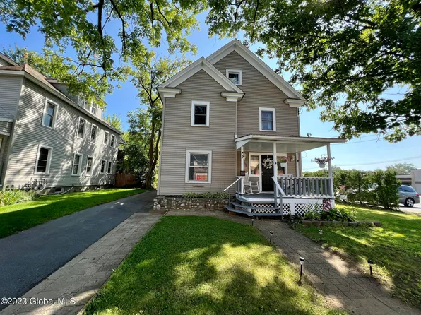 9 Sagamore Street, Glens Falls, NY 12801