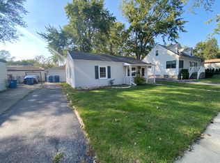 14526 Clifton Park Ave, Midlothian, IL 60445