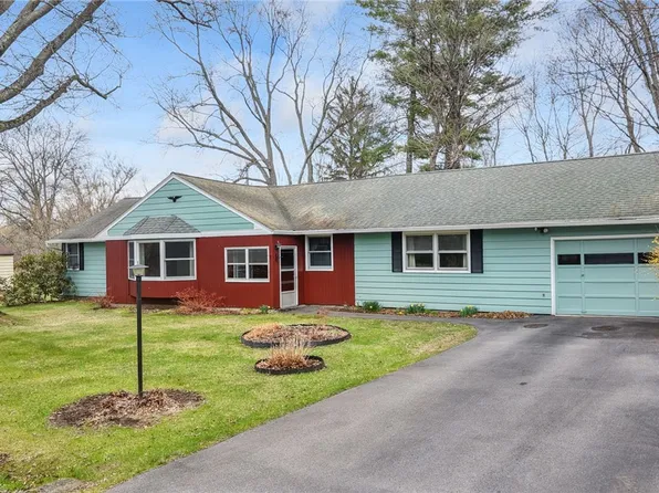 4 Kirby Dr, Freeville, NY 13068