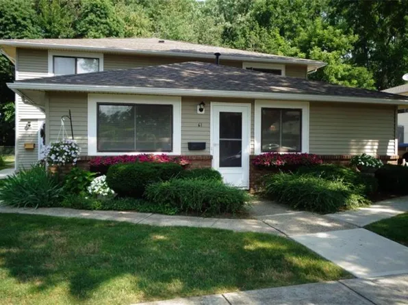 61 Milrace Dr, East Rochester, NY 14445