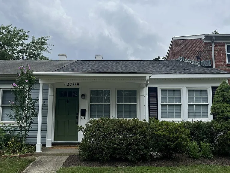 12709 Marquette Ln — Photo 3