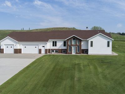 4211 Dream Catcher Pl S, Mandan, ND, 58554