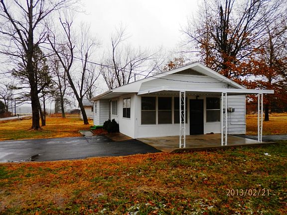2nd image of 207 W Bailey Dr