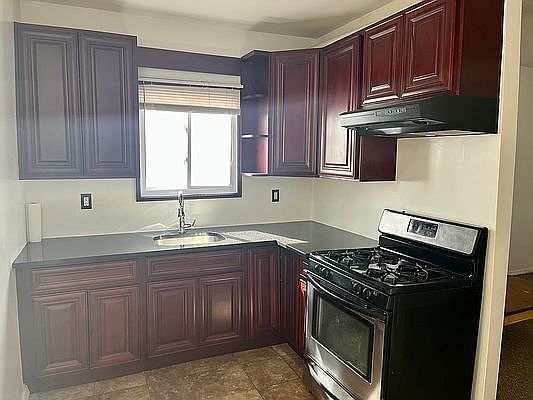 1st image of 879 Sheldon Ave #1A