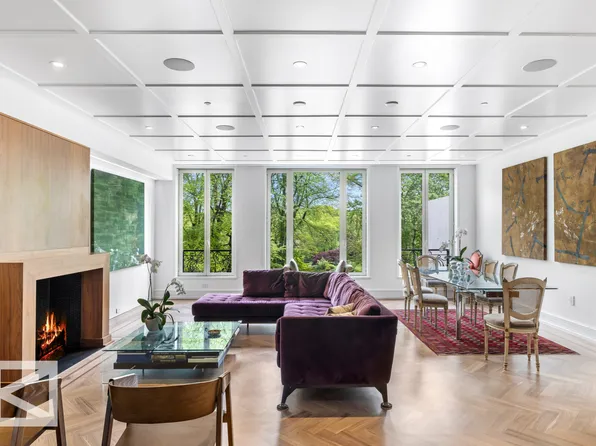 22 Central Park S APT 3, New York, NY 10019