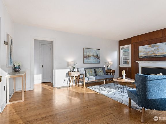 4th image of 228 Rogers St NW
